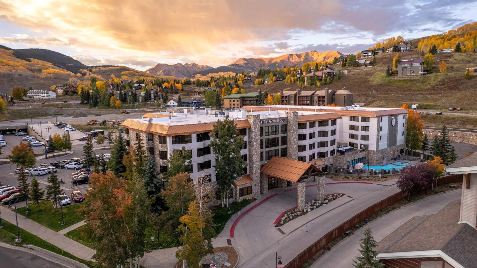 1Bd 274 Perfect Location With Pool And Hot Tub Villa Crested Butte Bagian luar foto